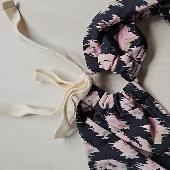 💸SOLD💸 Louis Vuitton LV Monogram Bikini Swimsuit [size 36] - Picture 3 of 11